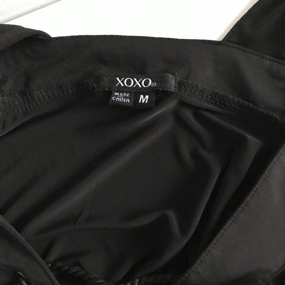 NWOT XOXO Black Roped Criss Cross Ruffled Women’s Tank Top - Picture 9 of 11